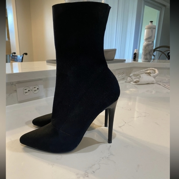 Century stiletto ankle boots Steve Madden knit sock boots - Picture 1 of 8